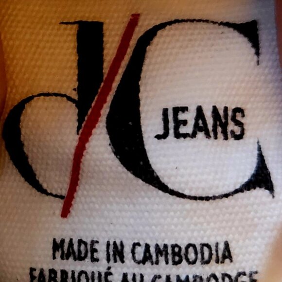 K24 Lovely soft & airy D/C Jeans Blouse Silver snap buttons 1/2 way down & cuffs - Picture 6 of 6